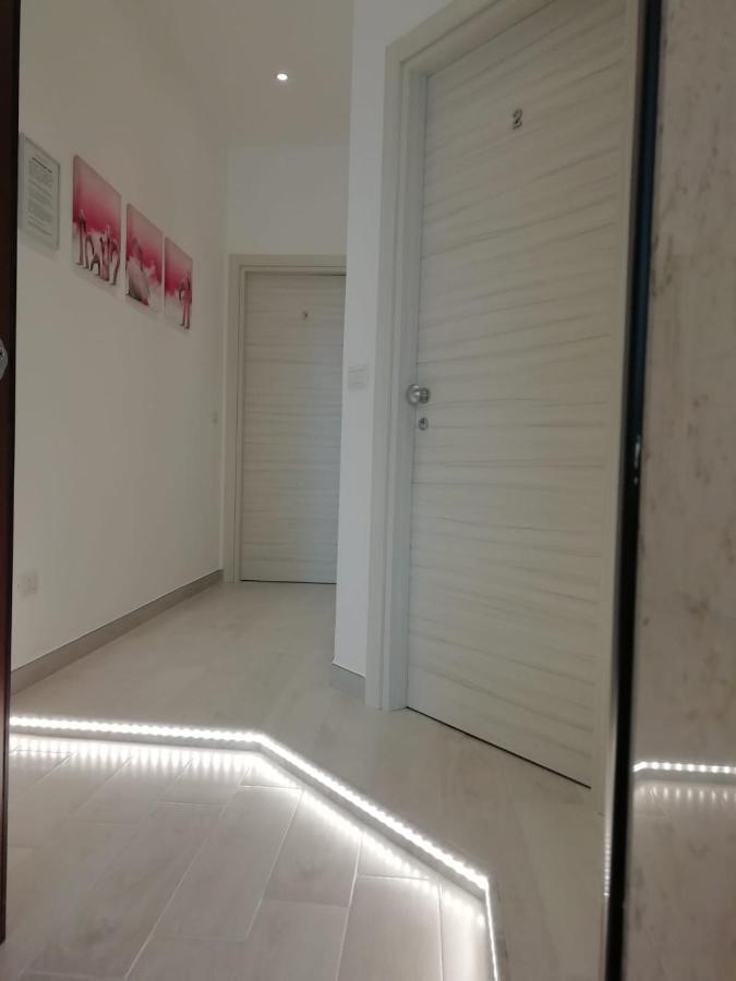 Flamingo Rooms 玛格丽塔萨沃亚 外观 照片