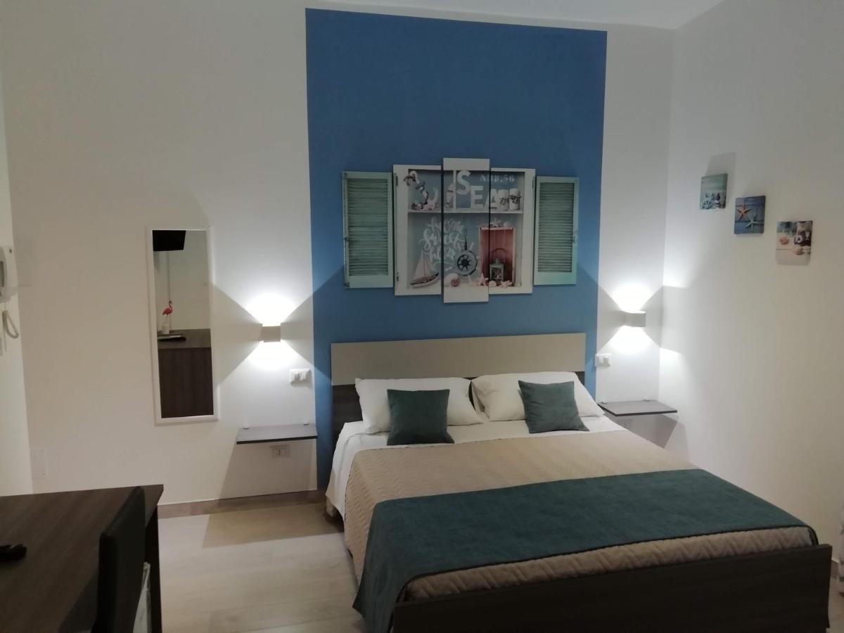 Flamingo Rooms 玛格丽塔萨沃亚 外观 照片